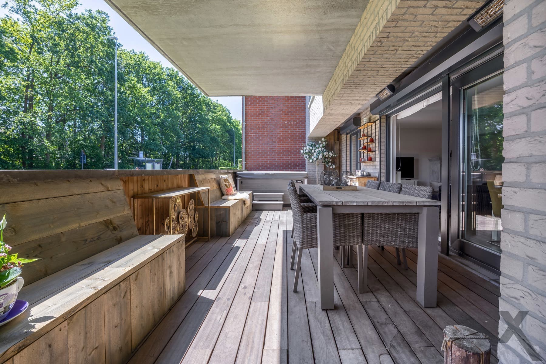 Mooi gelijkvloers hoekappartement met terras en tuintje — foto 17