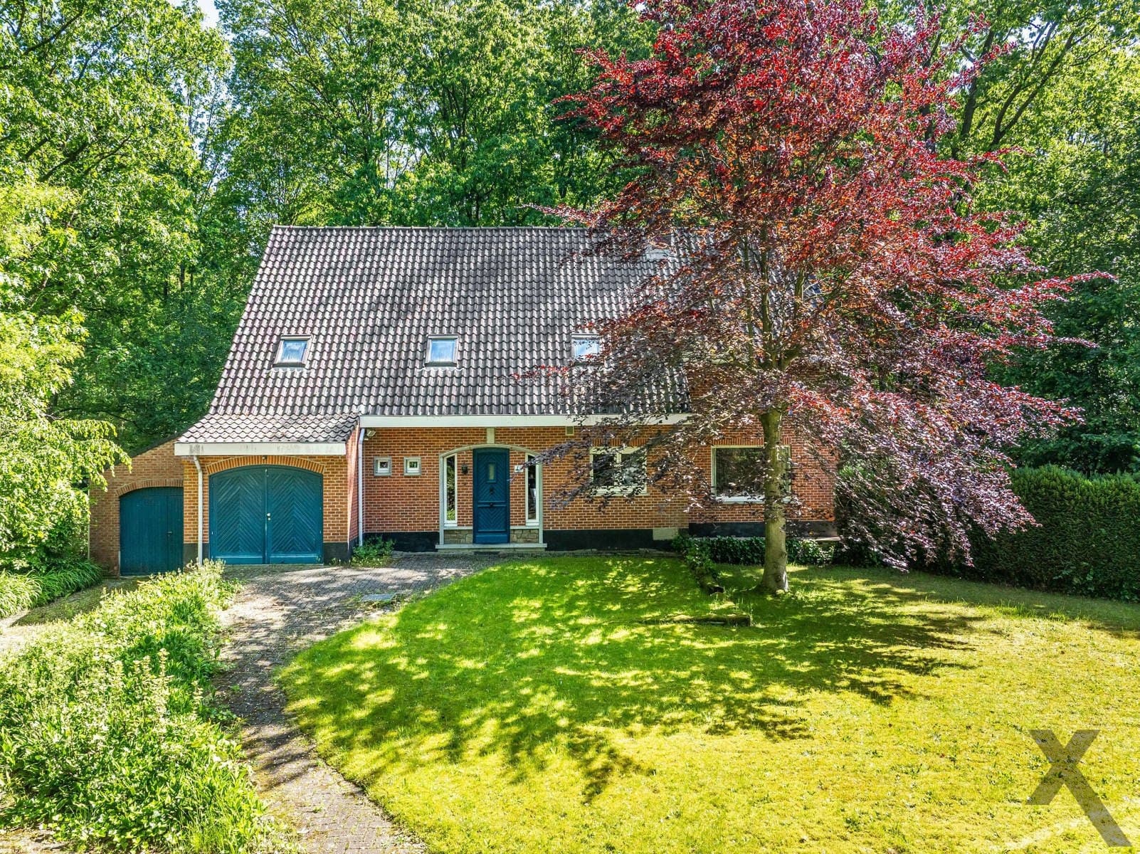 Charmante villa met eindeloze mogelijkheden in Halle Zoersel